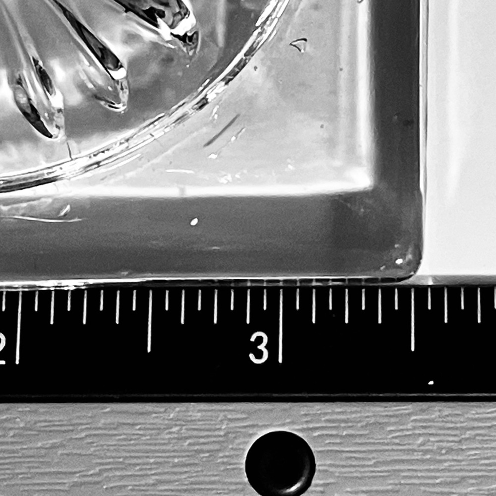 Vintage ART DECO Pressed Glass CANDLESTICKS / Hand Etched TEARDROPS / Small Chip - Picture 11 of 11